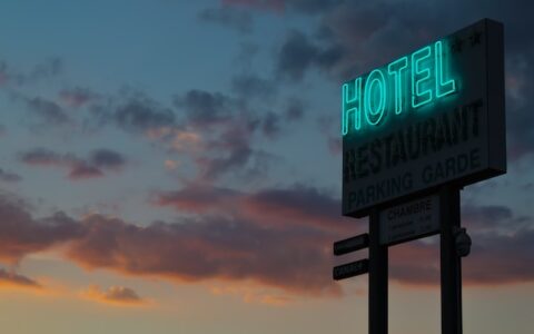 Hotels vs. Booking Websites